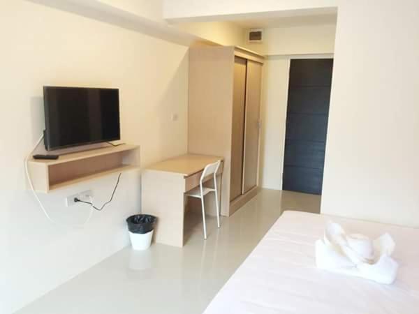 Sixty Star Love Place Hotel Бангкок Екстер'єр фото